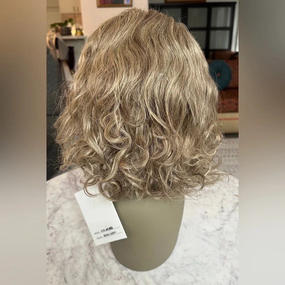 Vintage Rene Of Paris Wig‎ #4106 Melissa (BROWN BLOND).